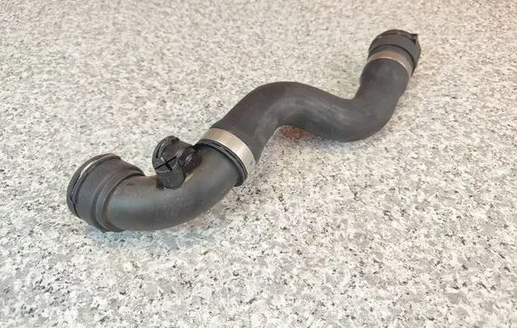 BMW X3 E83 Engine coolant pipe/hose 3400207