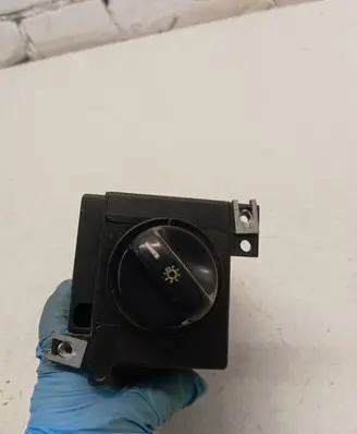 Mercedes-Benz A W168 Light switch 1685450104 501733 20603011