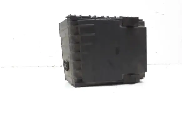 Volkswagen Golf Plus Fuse box cover 1K0937132F