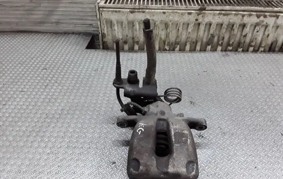 Volkswagen Caddy Rear brake caliper