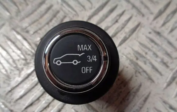 Opel Astra K Tailgate opening switch 22939387