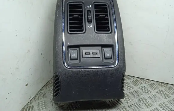 Jeep Grand Cherokee Rear air vent grill X96006401BL