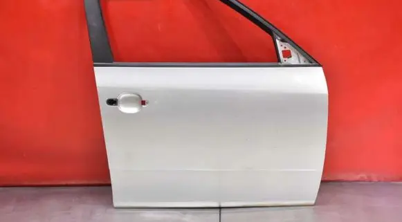 Skoda Fabia Mk2 (5J) Front door