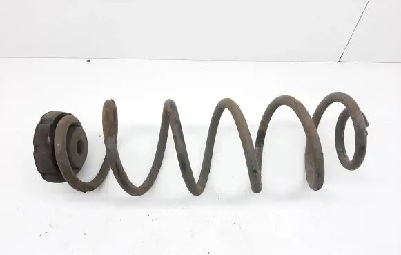 Audi A4 S4 B8 8K Rear coil spring