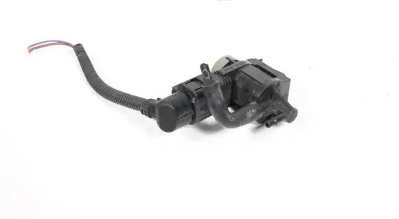 Audi A4 S4 B7 8E 8H Turbo solenoid valve 1J0906283C