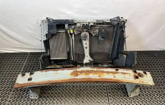 Nissan Pulsar Radiator support slam panel