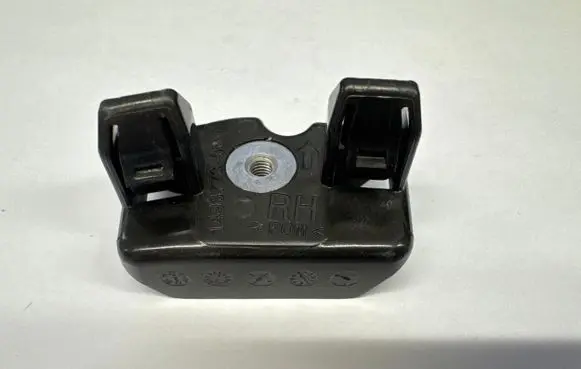 Tesla Model Y Front bumper mounting bracket 149377300B