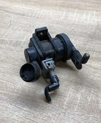 Opel Zafira A Turbo solenoid valve 4522371 4715396