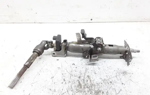 Toyota Avensis T250 Steering wheel axle 0265005432