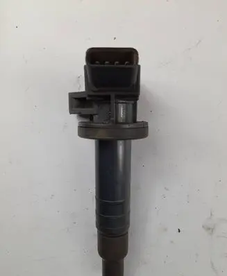 Toyota Corolla E120 E130 High voltage ignition coil 9008019019