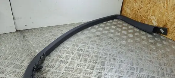Mercedes-Benz GLE (W166 - C292) Front door glass trim molding A2927270278