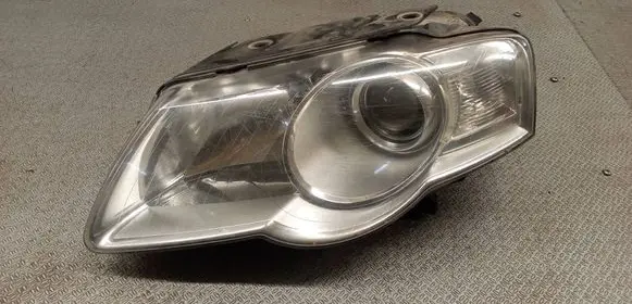 Volkswagen PASSAT B6 Headlight/headlamp 3C0941005S