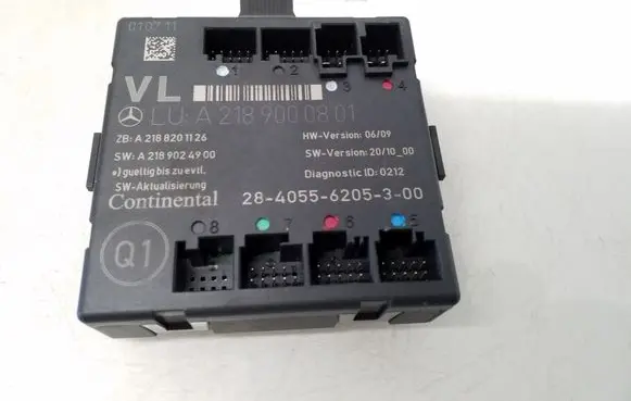 Mercedes-Benz CLS C218 X218 Door control unit/module A2189000801