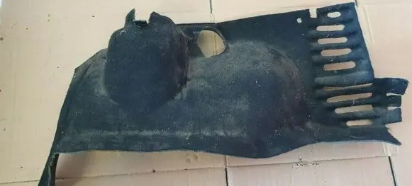 Volkswagen Golf II Trunk/boot mat liner 191867430B