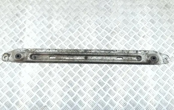 Top upper radiator support slam panel