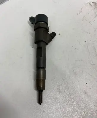 Renault Laguna II Fuel injector 7700111014