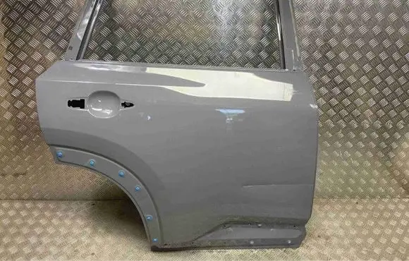 Nissan X-Trail T33 Rear door