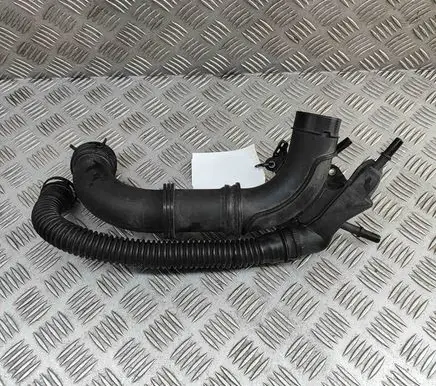 Mercedes-Benz GLB x247 Air intake duct part 3019082Z15 A2820905500