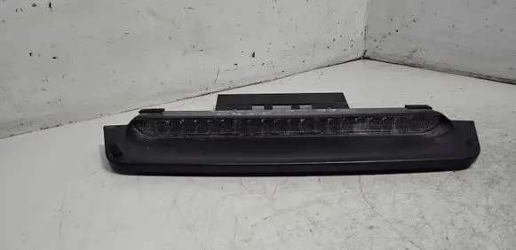 Volvo S80 Third/center stoplight 9483132