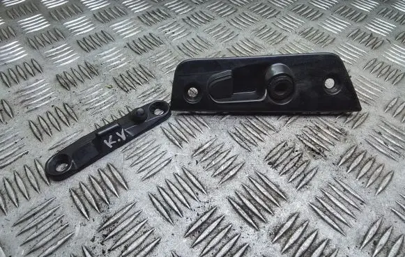Volkswagen Transporter - Caravelle T5 Sliding door check strap stopper 7H0843637E 7H0843841B