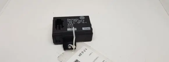 Volkswagen Transporter - Caravelle T5 Sliding door control unit/module 7H0959243F 7HO959243F