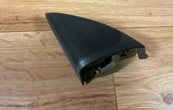 Opel Insignia A Front door high frequency speaker 13240950 434107863 10410786
