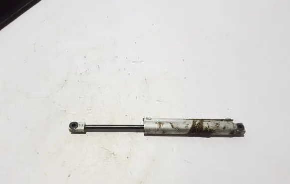 BMW 6 F12 F13 Convertible roof main ram cylinder 7299825