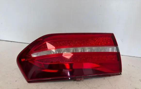 Mercedes-Benz E W213 Tailgate rear/tail lights 633000