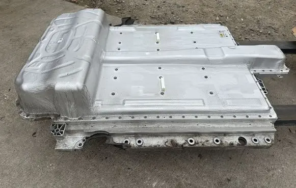 BMW iX1 Hybrid / electric car battery 8865090 8842849