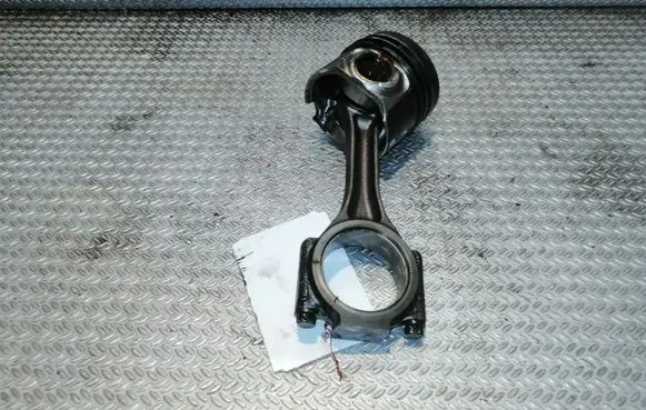 Volkswagen Crafter Piston with connecting rod BJM