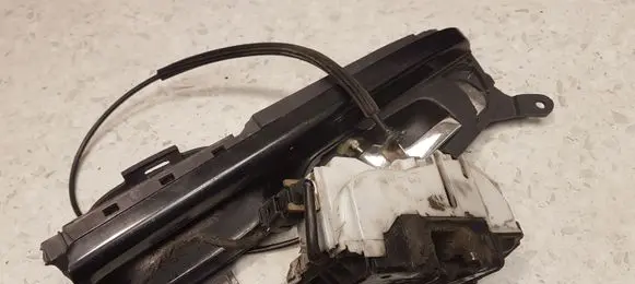 Seat Ibiza II (6k) Front door lock 6K3837016D