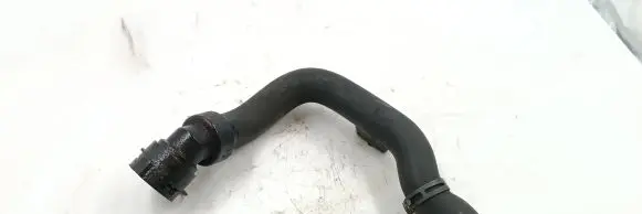 Volkswagen PASSAT B5.5 Engine coolant pipe/hose 8d0121101ab