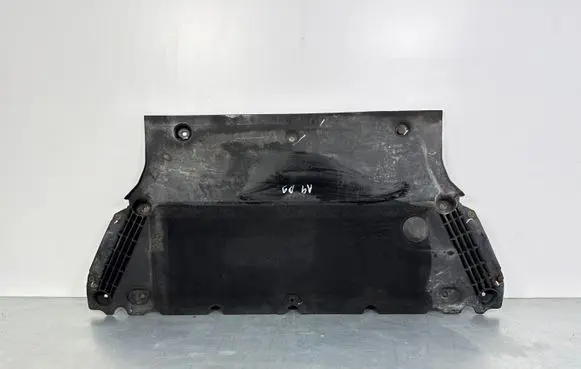 Audi A4 S4 B9 Engine splash shield/under tray 8W0863821B