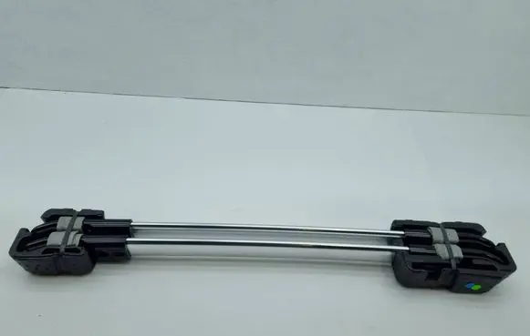 Jeep Grand Wagoneer Roof transverse bars on the 