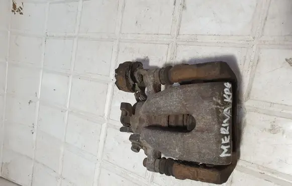Opel Meriva A Rear brake caliper