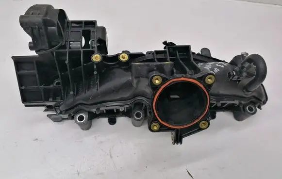 Renault Master III Intake manifold 140039990R