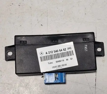 Mercedes-Benz E W212 Air suspension control unit module (rear) A2125406462 00406119