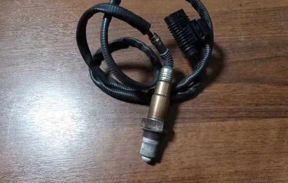 BMW 5 G30 G31 Lambda probe sensor 8650475