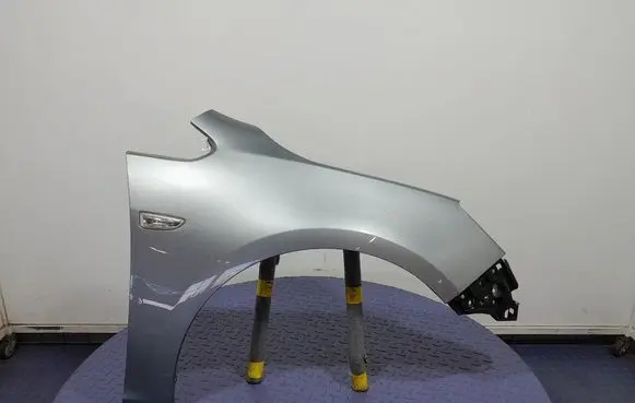 Opel Astra J Fender 