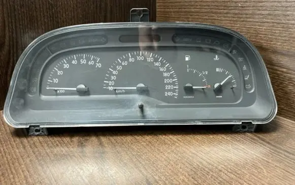 Renault Laguna I Speedometer (instrument cluster) 21623667 216236674