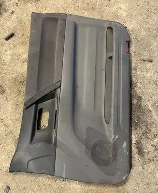 Mitsubishi Pajero Front door card panel trim MR39111