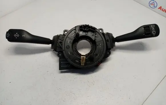 Steering wheel axle set
