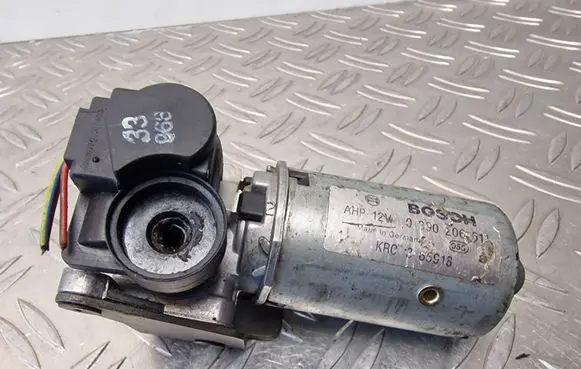 Audi A8 S8 D2 4D Seat adjustment motor 0390206611