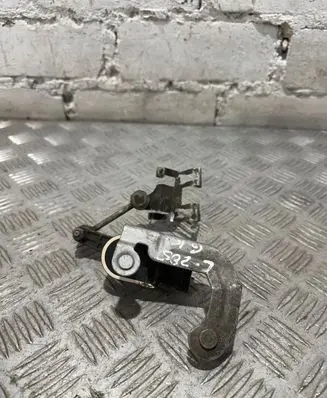 Mercedes-Benz C W205 Air suspension front height level sensor A2229050503