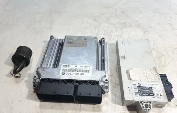 BMW 5 E60 E61 Engine ECU kit and lock set 7796637 0281012091 1039S07463