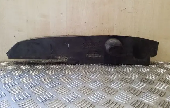 Skoda Octavia Mk3 (5E) Fender end trim 5E0864235