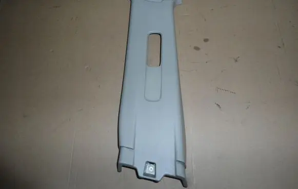 Infiniti Q45 III Centre console side trim front 