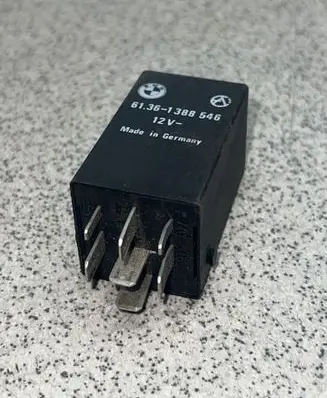 BMW 5 E34 Other relay 61361388546