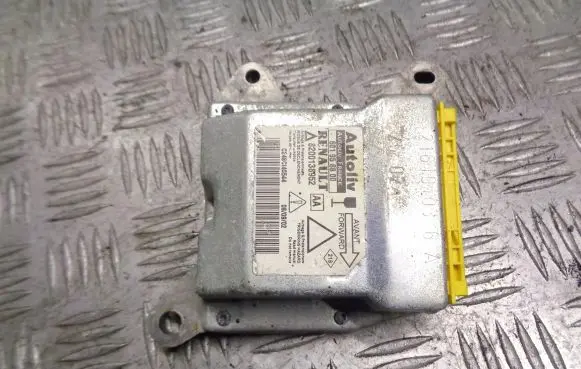 Renault Laguna II Airbag control unit/module 8200138952