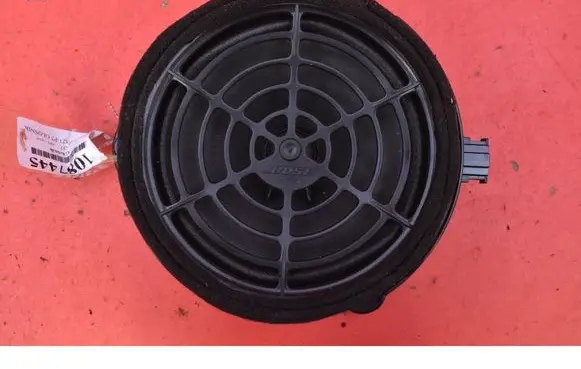 Audi Q7 4L Subwoofer speaker 4F0035415A